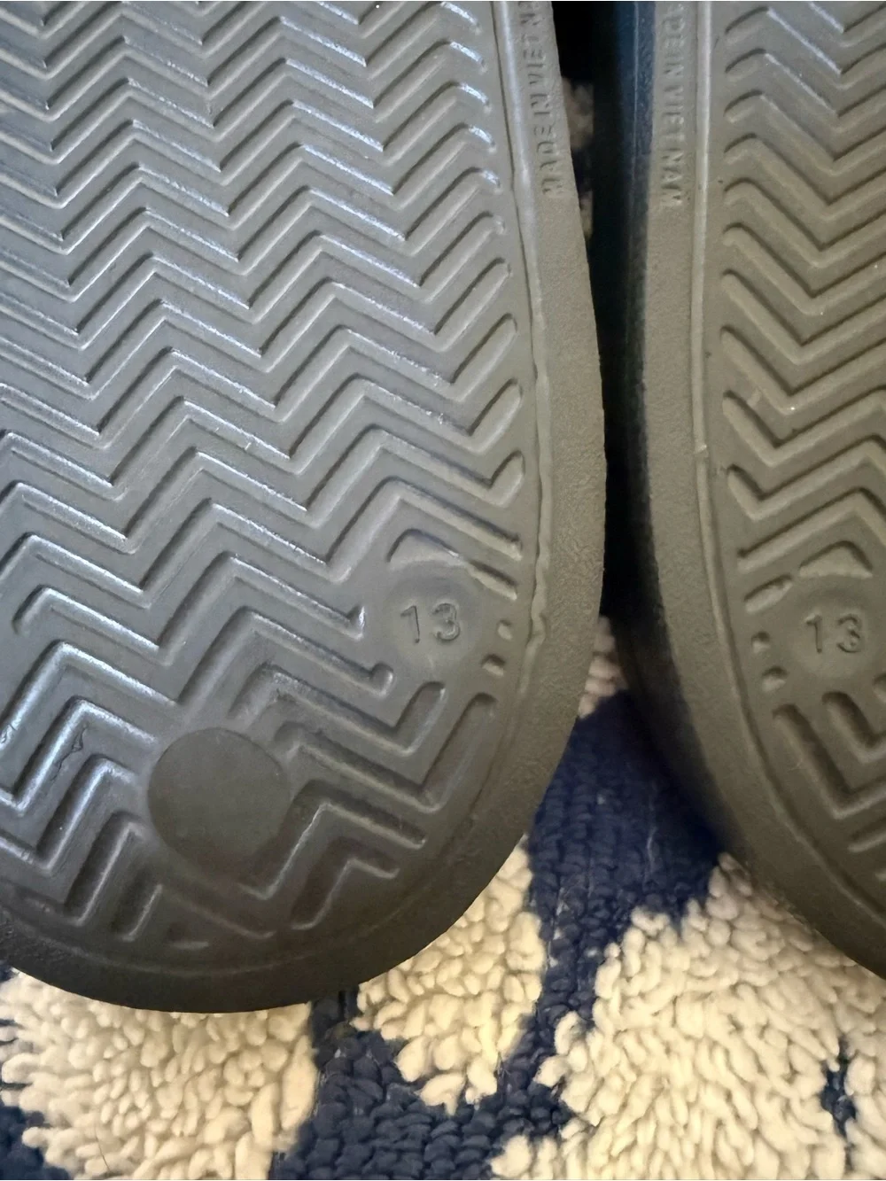 adidas these so slides